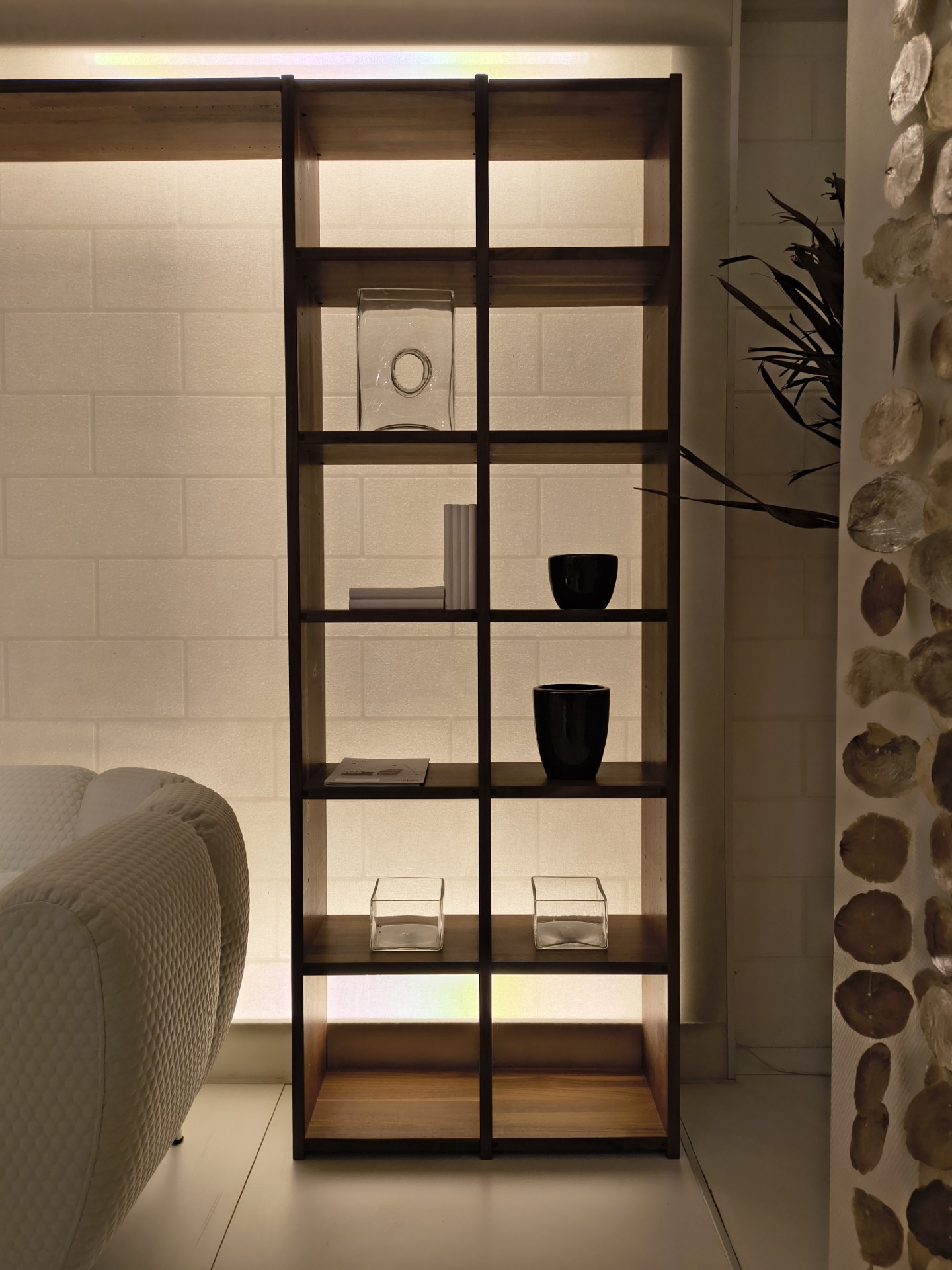 TEAM7 Boekenregaal smal