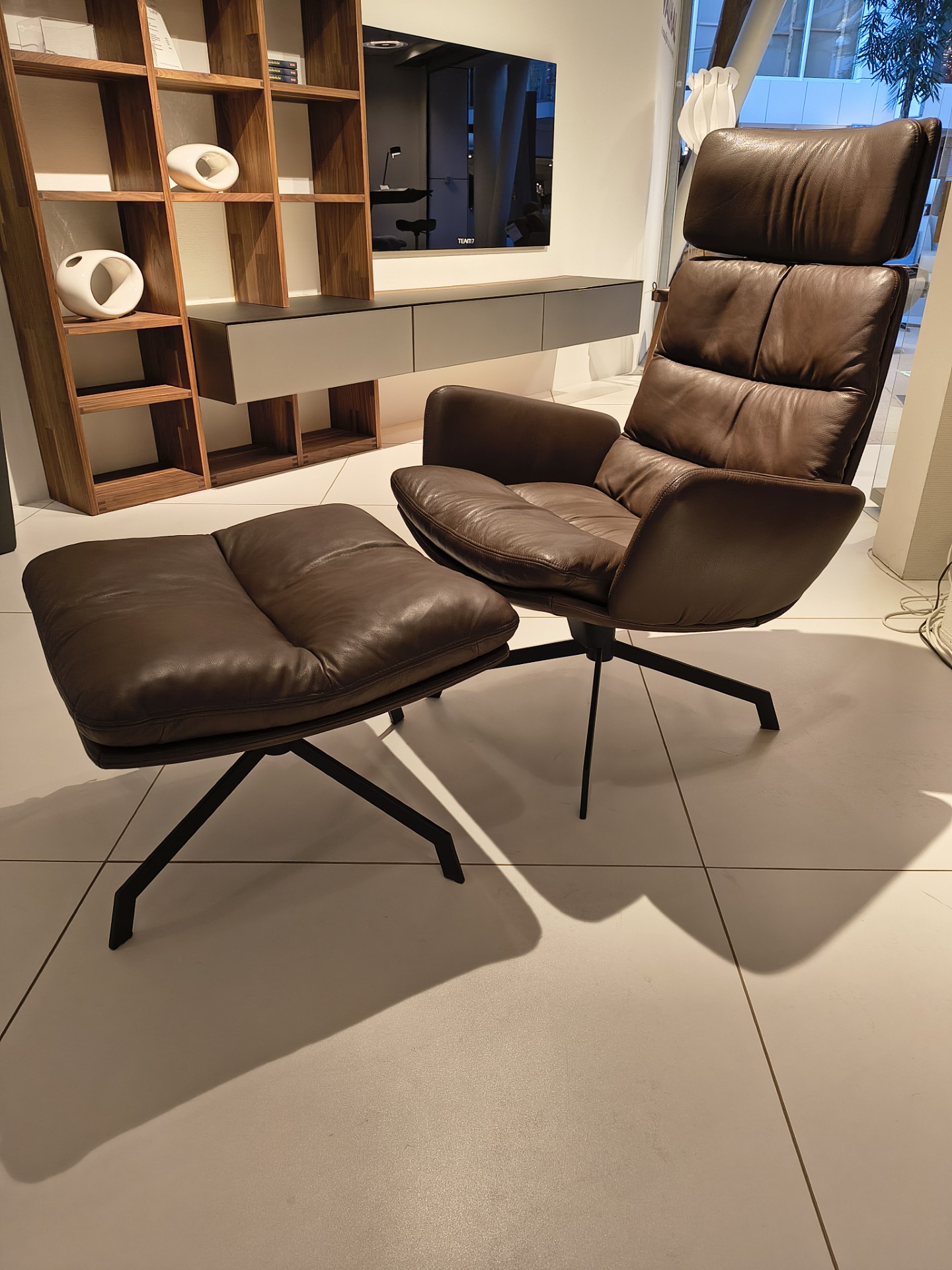 KFF Relaxfauteuil met voetenbank Arva