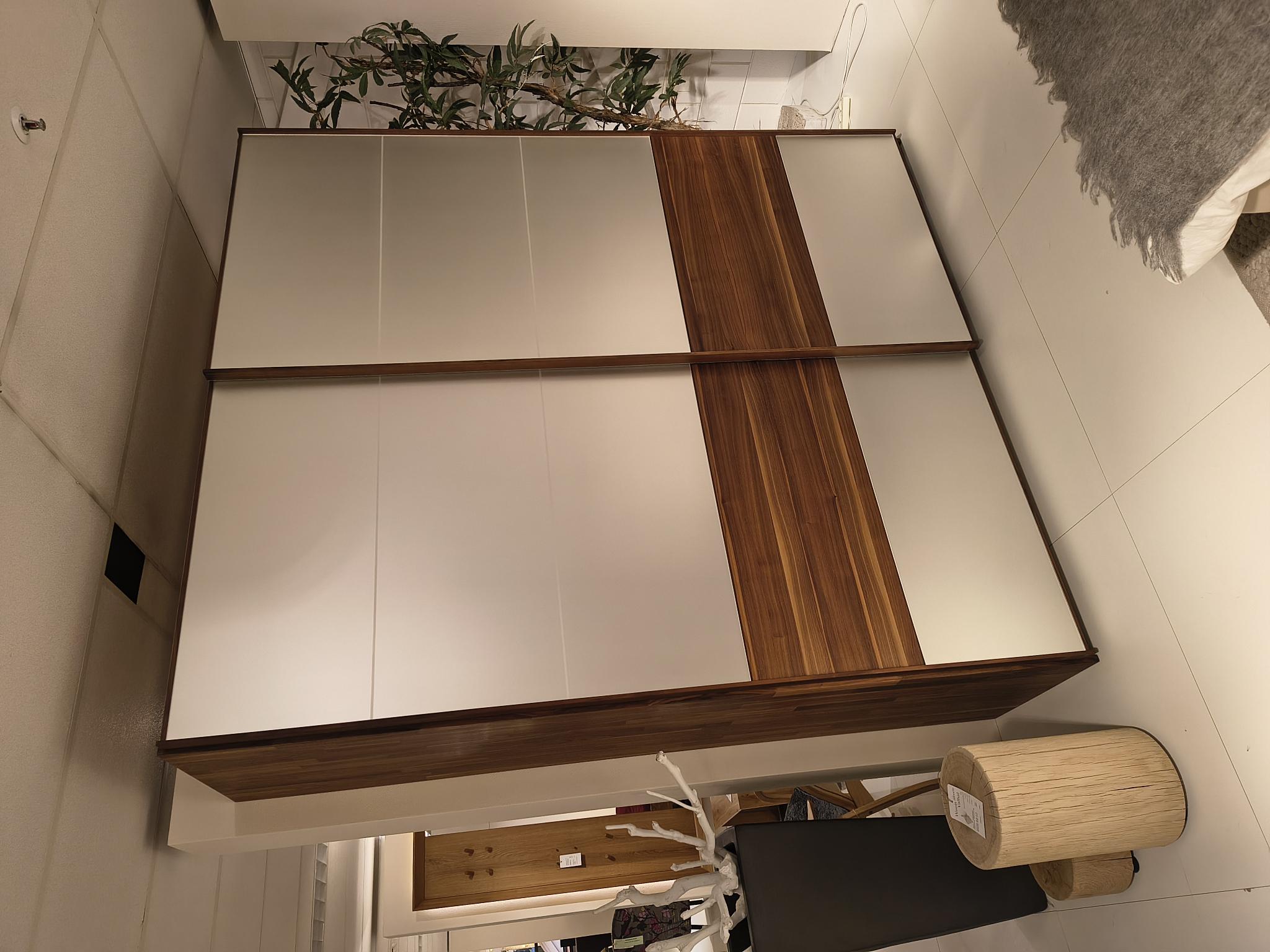 TEAM7 Kledingkast Valore