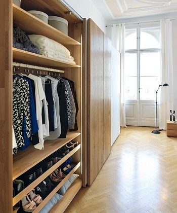 team kledingkast interieur